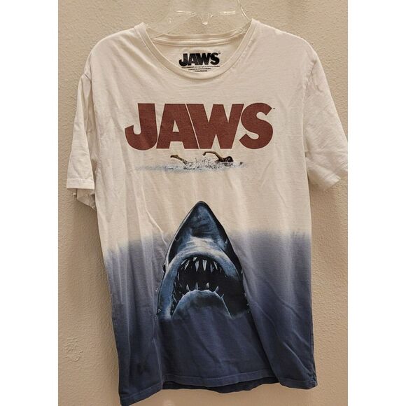Jaws Movie Men's Small T-Shirt Shark Attack. Shark. Swimmer. JAWS. white/blue - Picture 2 of 5